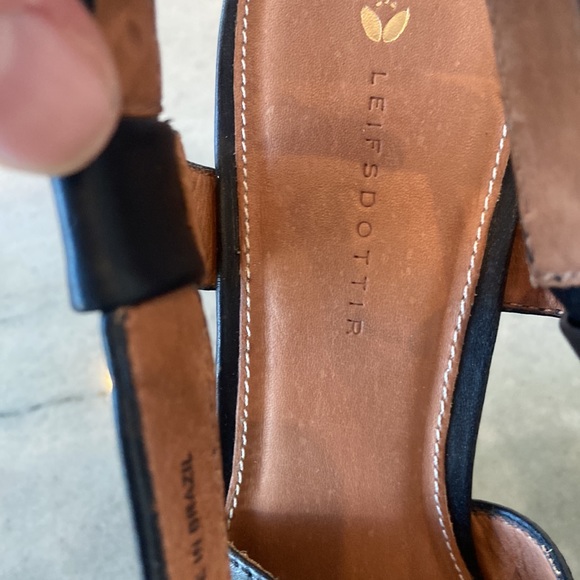 Sexy, fun wedges - Picture 2 of 6